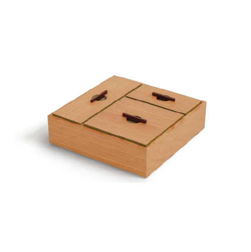 Caja cuadrada con compartimentos