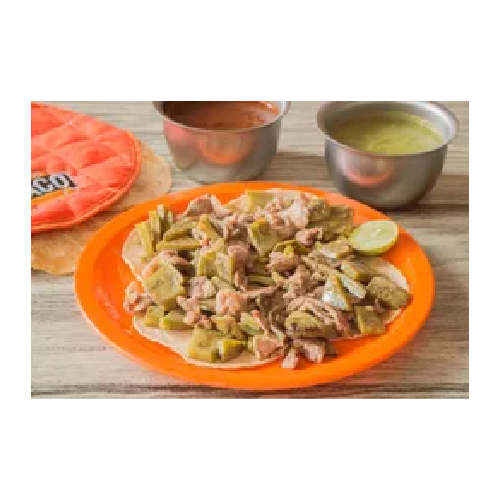 Nopalitos con pollo al pastor