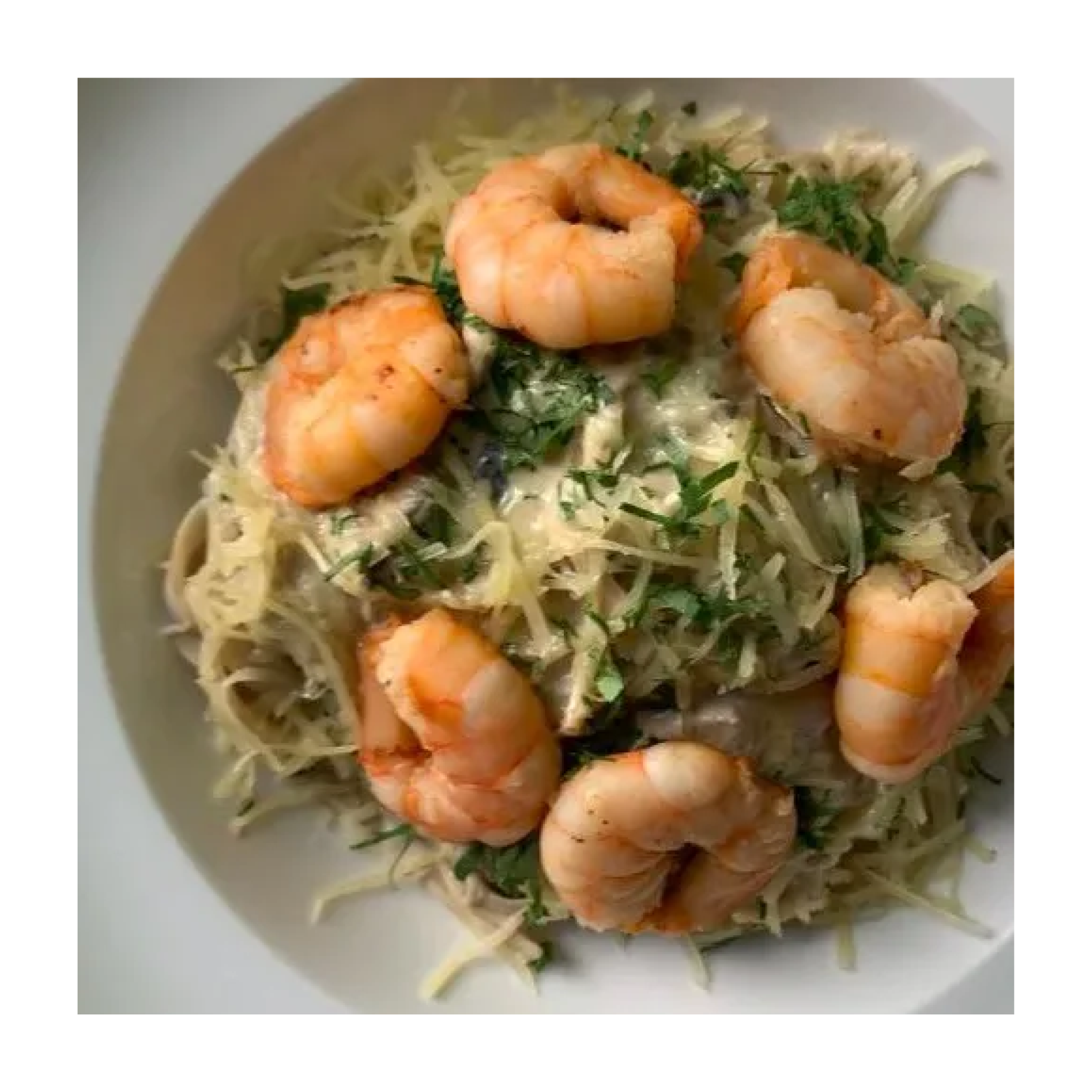 Fetuccini Alfredo con camarón