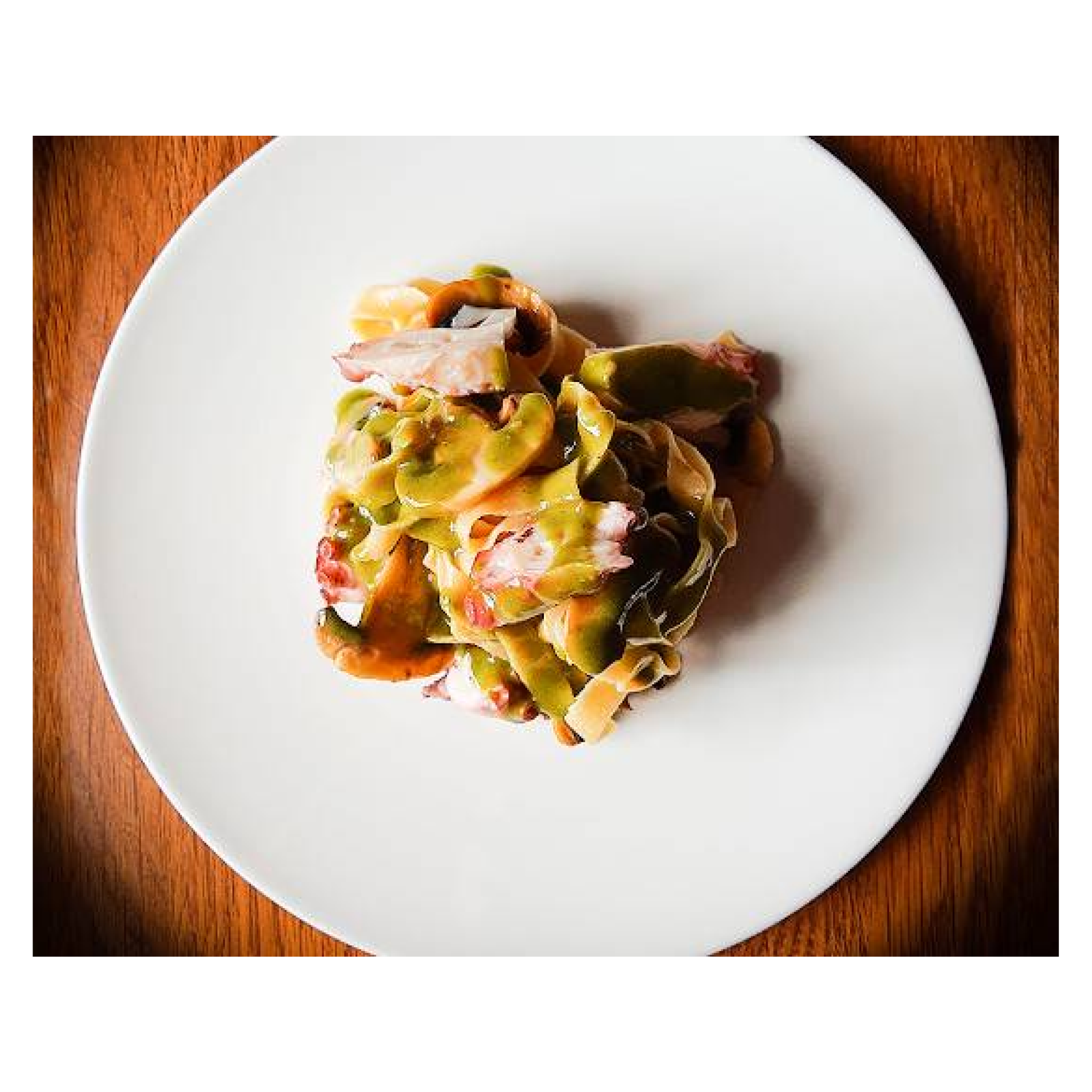 Tagliatelle Pulpo y Hongos Mixtos